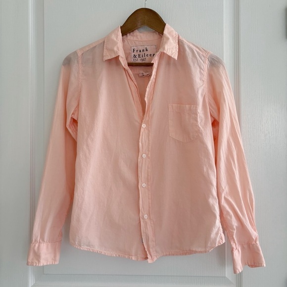 Frank & Eileen Tops - Frank & Eileen Peach Barry Button Up Shirt XS Coastal Classic